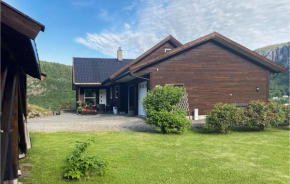 Nice Home In Farsund With Kitchen